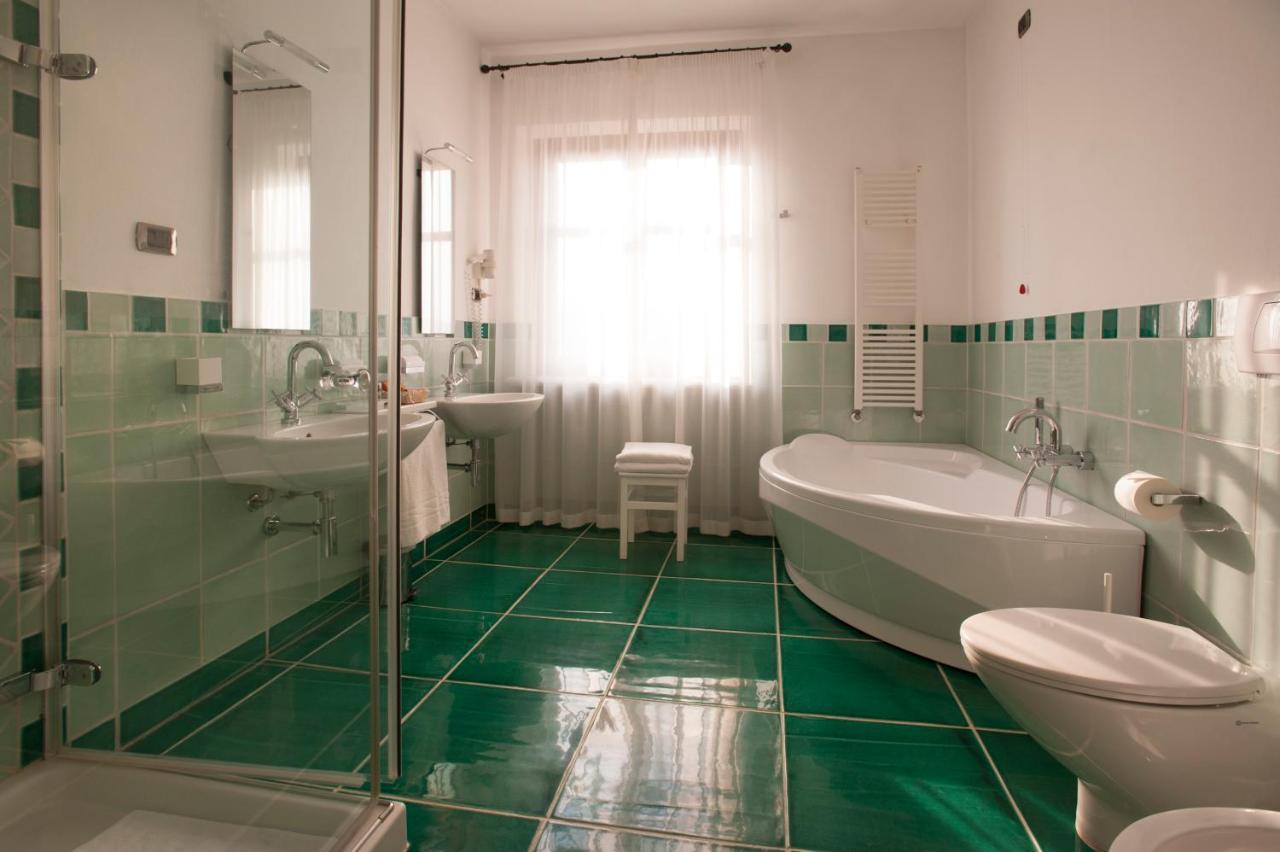 Villa Tiboldi Канале Екстериор снимка
